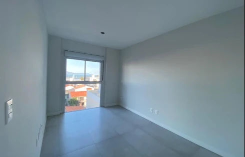 Apartamento em Kobrasol, São José