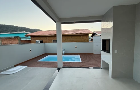 Casa em Forquilhas, São José
