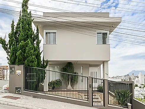 Casa em Pedra Branca, Palhoça