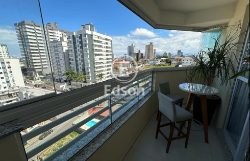 Apartamento em Barreiros, São José