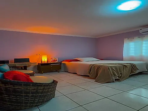 Vende -SE Casa no São Judas Tadeu  Divisa com Goiania 2