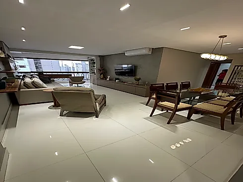 Apartamento em Setor Bueno, Goiânia