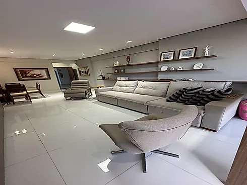 Apartamento em Setor Bueno, Goiânia