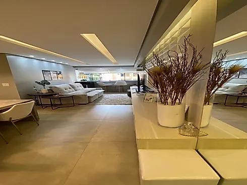 Apartamento em Setor Bueno, Goiânia