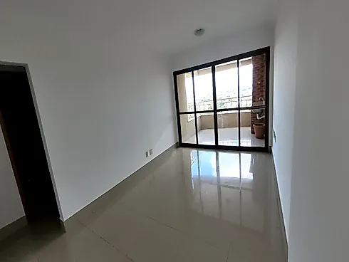Apartamento em Setor Bueno, Goiânia