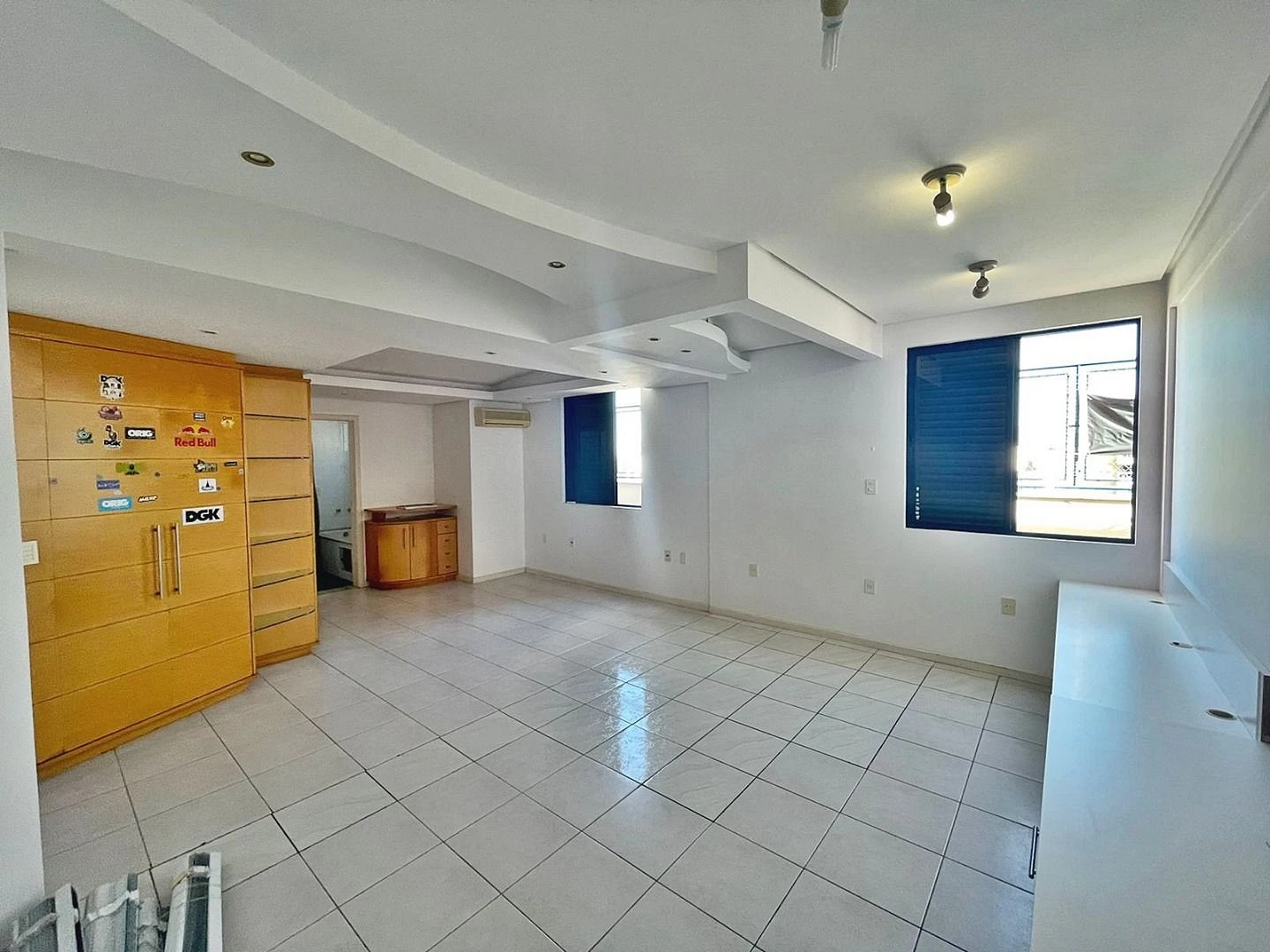 Cobertura com 4 Dormitórios - Campinas - São José/SC - Foto 13