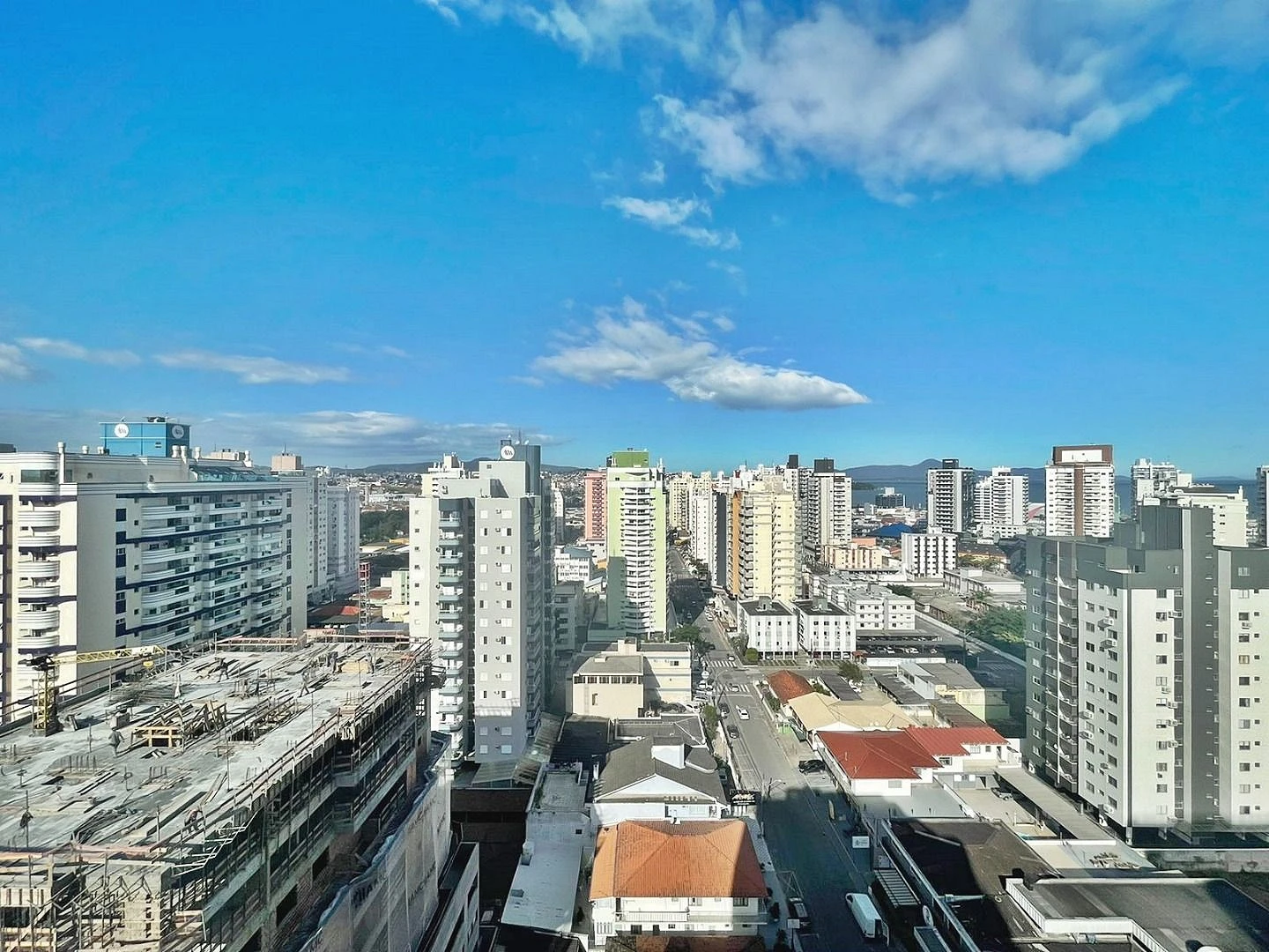 Cobertura com 4 Dormitórios - Campinas - São José/SC - Foto 7