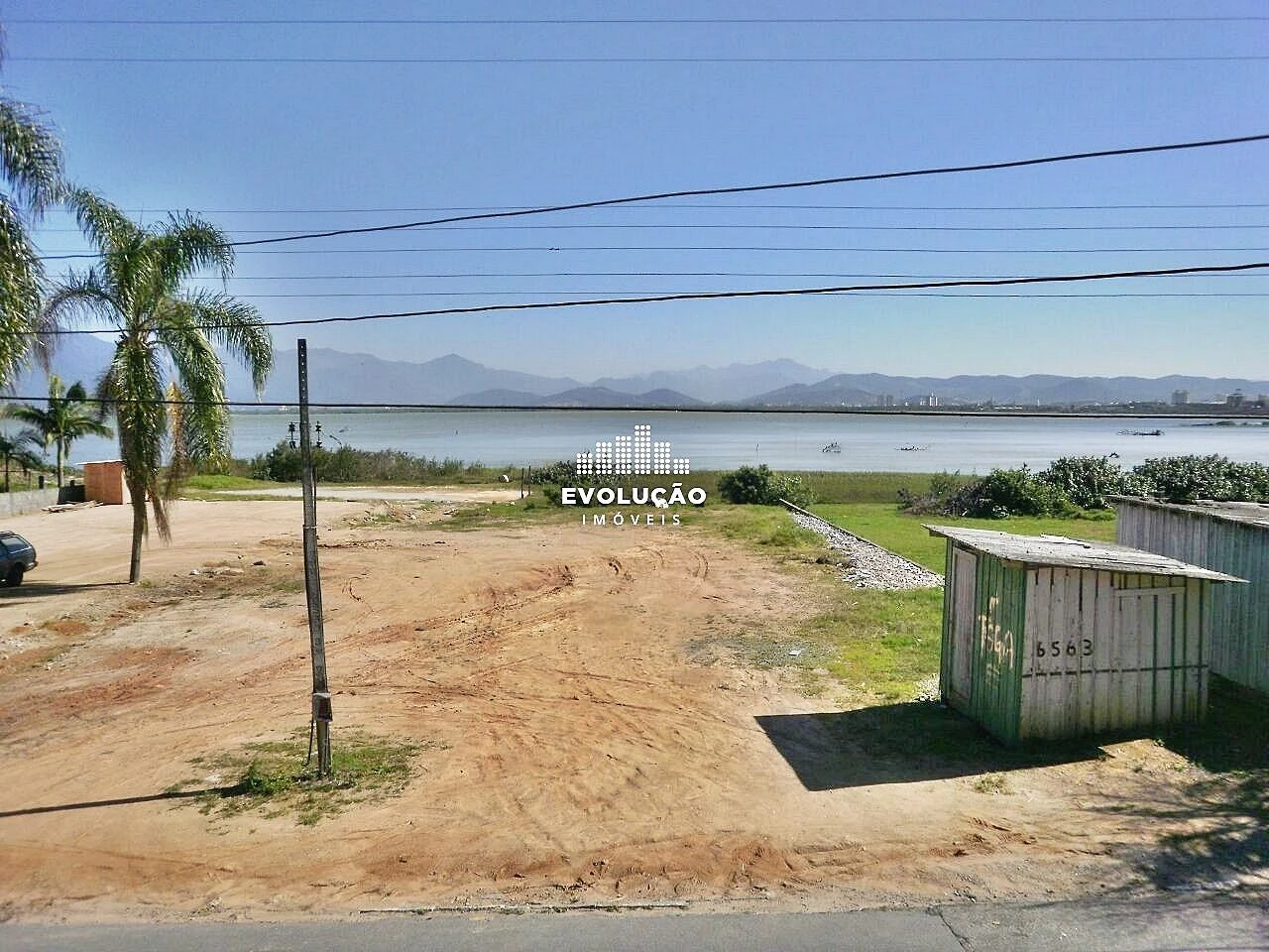 Terreno em Ponta de Baixo, São José