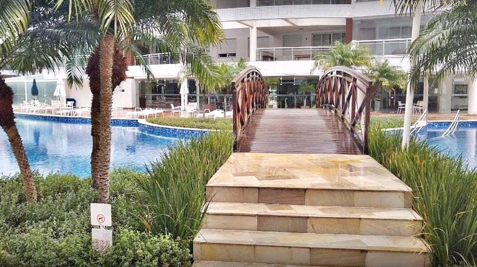 Cobertura em Cachoeira do Bom Jesus, Florianópolis