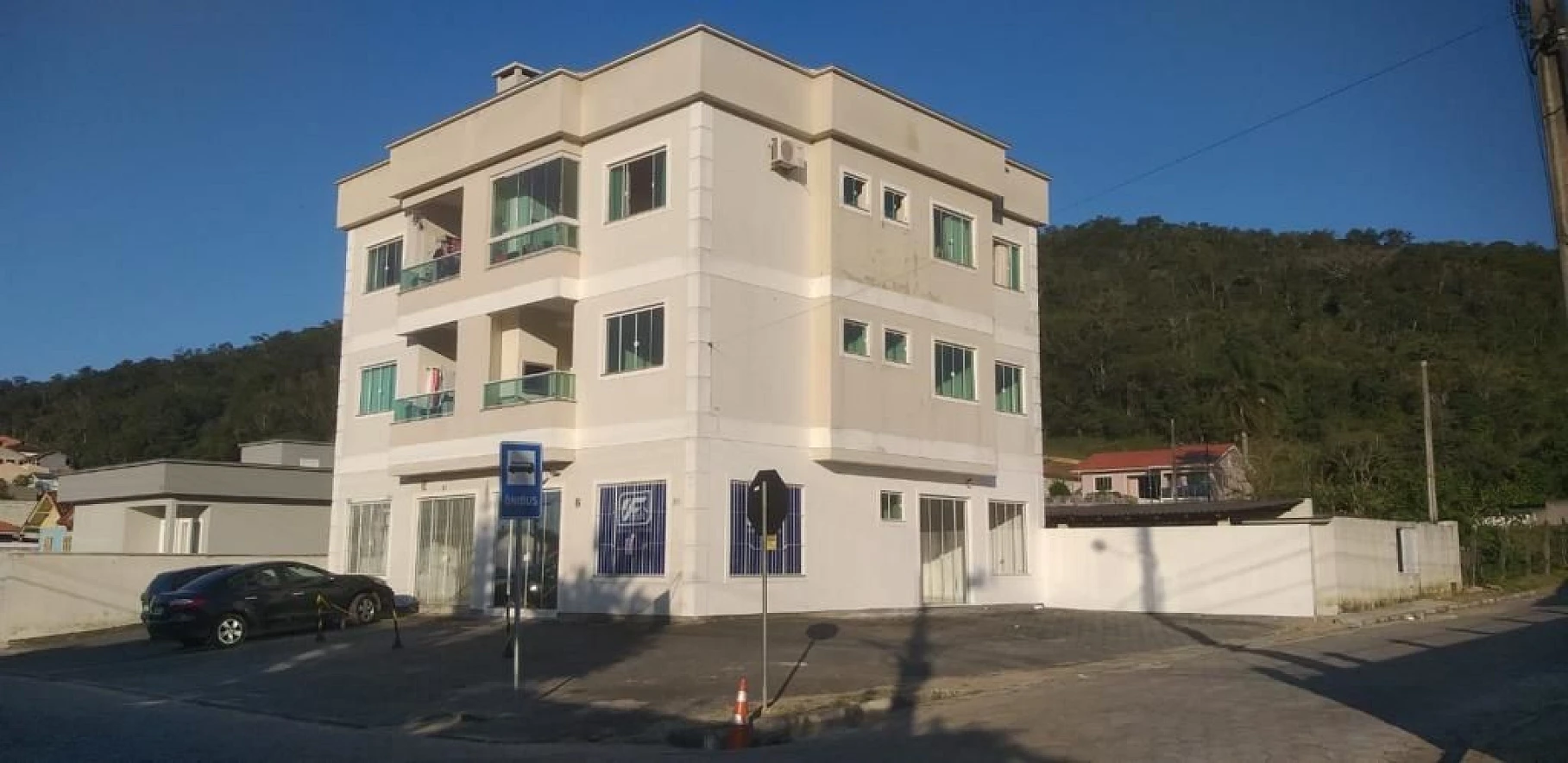 Apartamento em Fundos, Biguaçu
