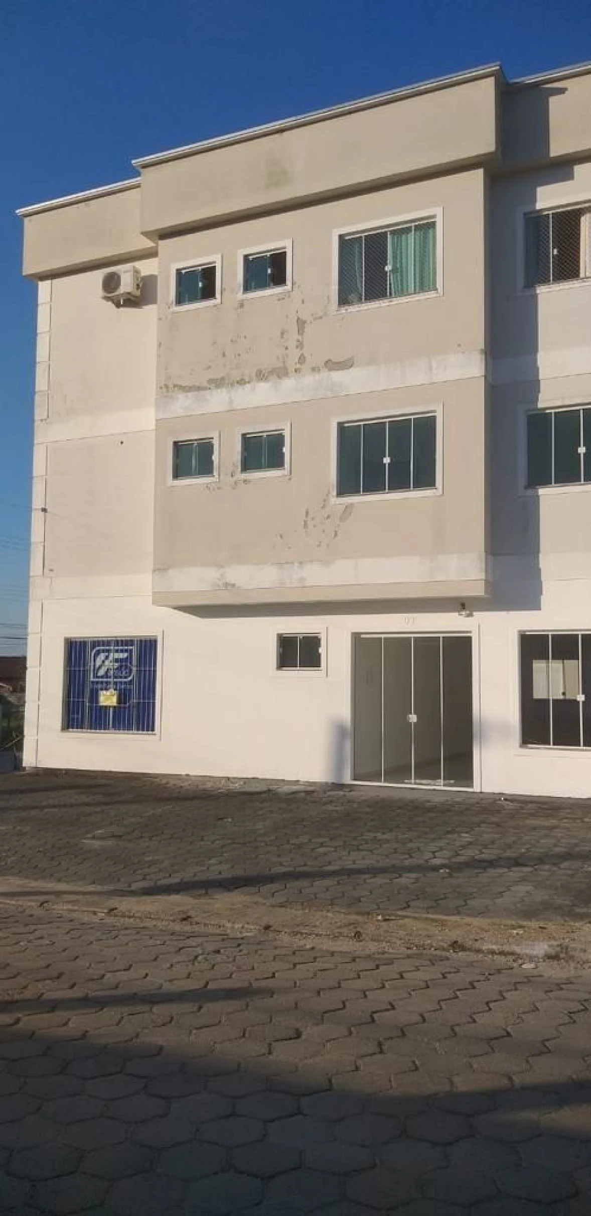 Apartamento em Fundos, Biguaçu
