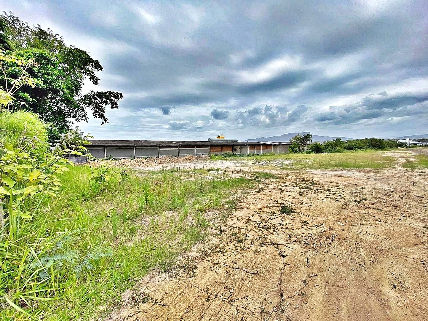 Terreno em Fazenda Santo Antônio, São José