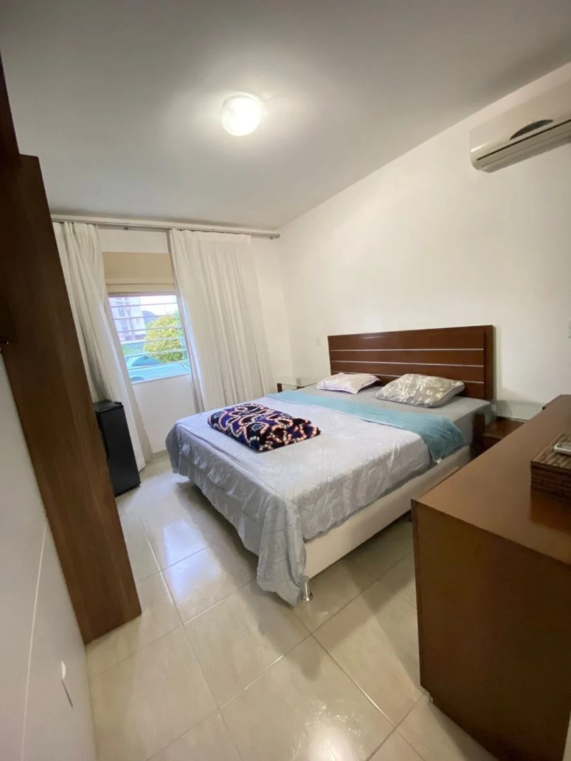 Belíssima Casa com 4 Quartos sendo 02 Suítes - Praia de Fora - Palhoça/SC - Foto 16