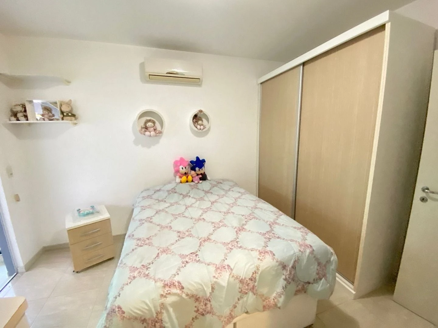 Belíssima Casa com 4 Quartos sendo 02 Suítes - Praia de Fora - Palhoça/SC - Foto 26