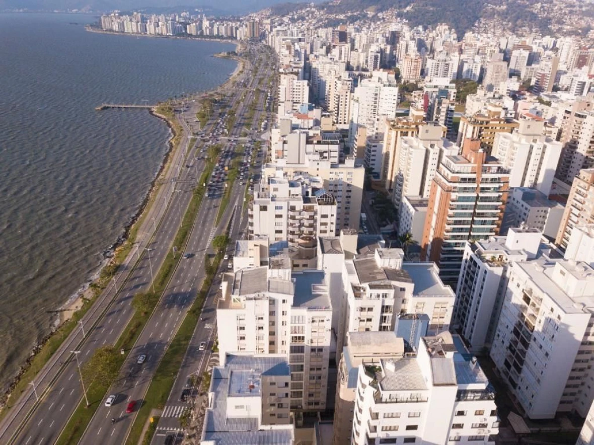 Cobertura Tríplex com 4 Suítes e 02 Vagas - Centro - Florianópolis/SC - Foto 19