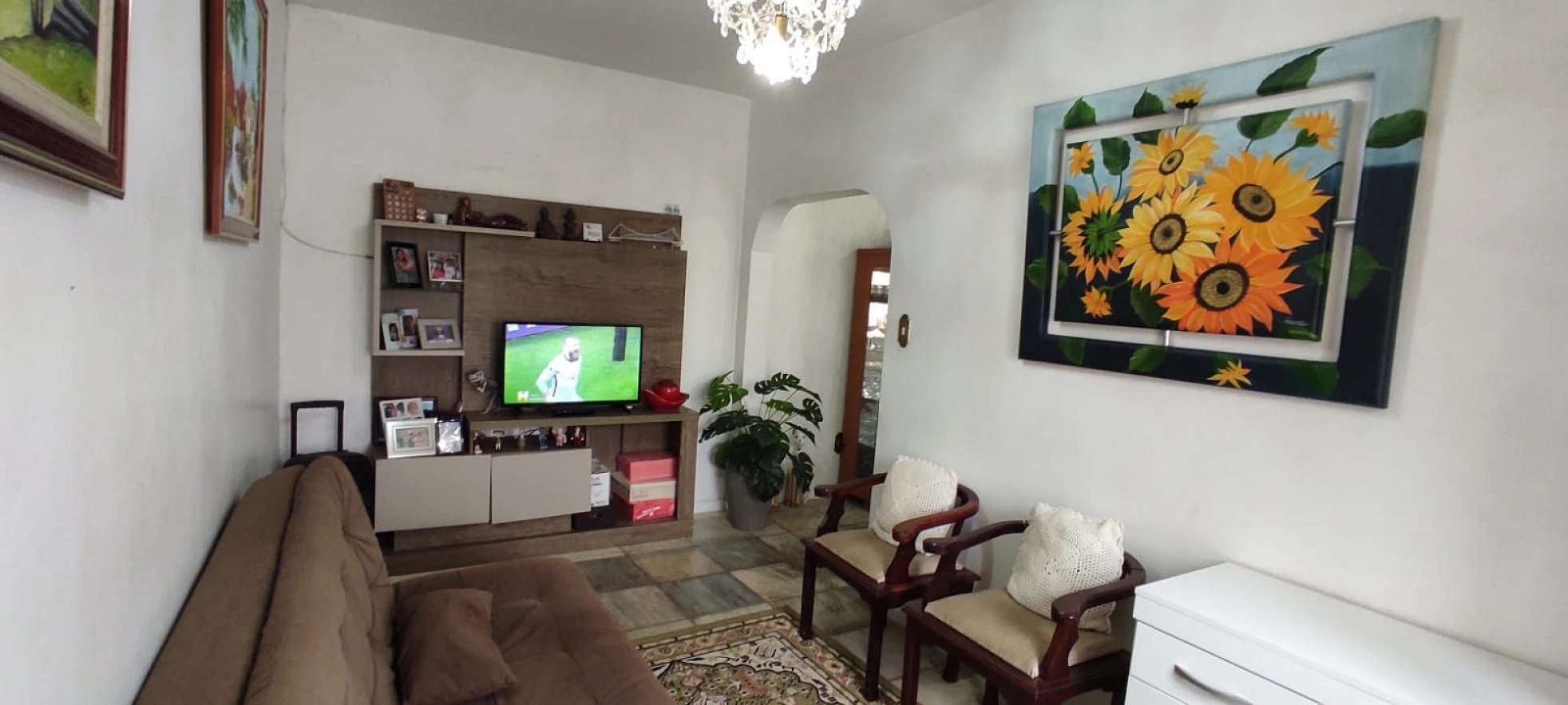 Casa com 3 Dormitórios sendo 1 Suíte, com 102 m² à Venda  em Barreiros São José -SC. Aceita Apto de Menor Valor. - Foto 8
