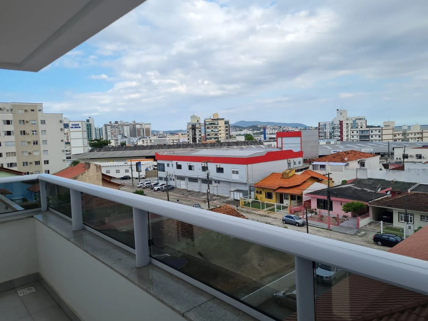 Apartamento em Kobrasol, São José