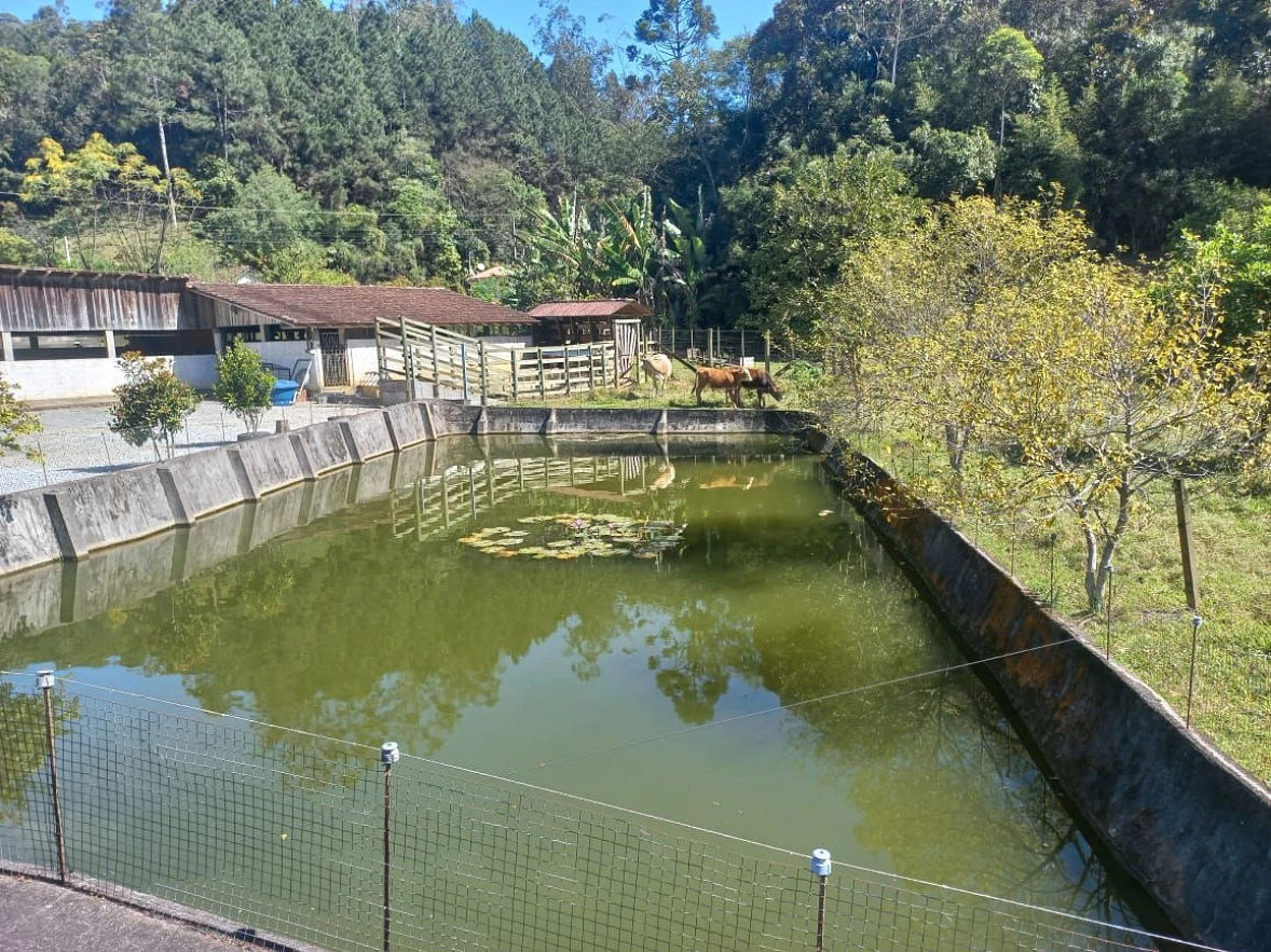 Sítio em Loeffelscheidt, Águas Mornas