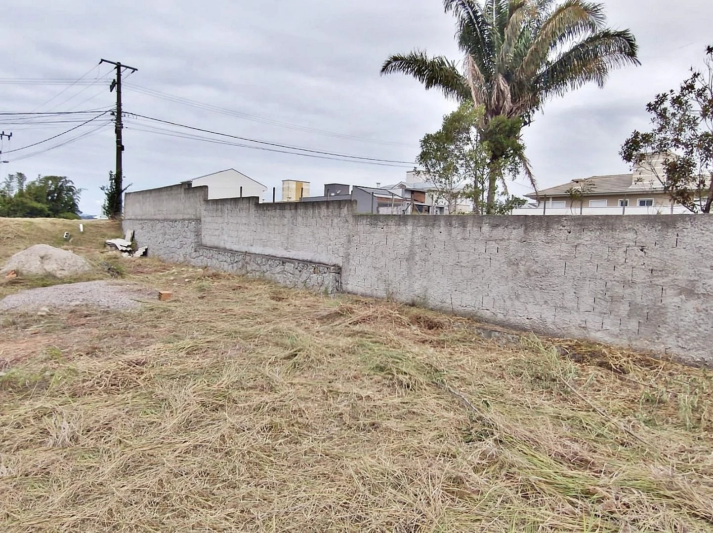 Terreno em Forquilhinhas, São José