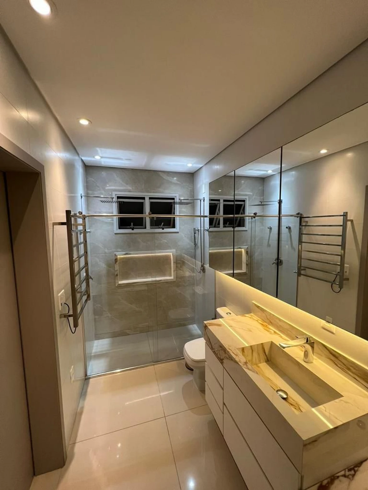 Cobertura a Venda com 3 Suítes  - Barreiros - São José/SC - Foto 20