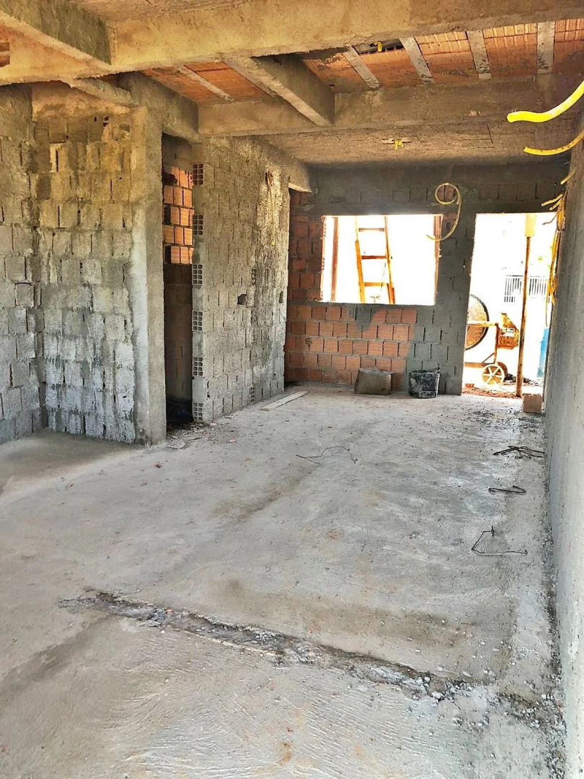 Sobrado geminado em Braço São João, Santo Amaro da Imperatriz