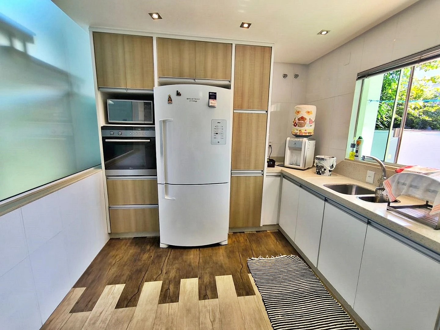 Casa com 4 Dormitórios à Venda, 320 m² por R$ 1.700.000,00 - Praia Comprida - São José/SC - Foto 13