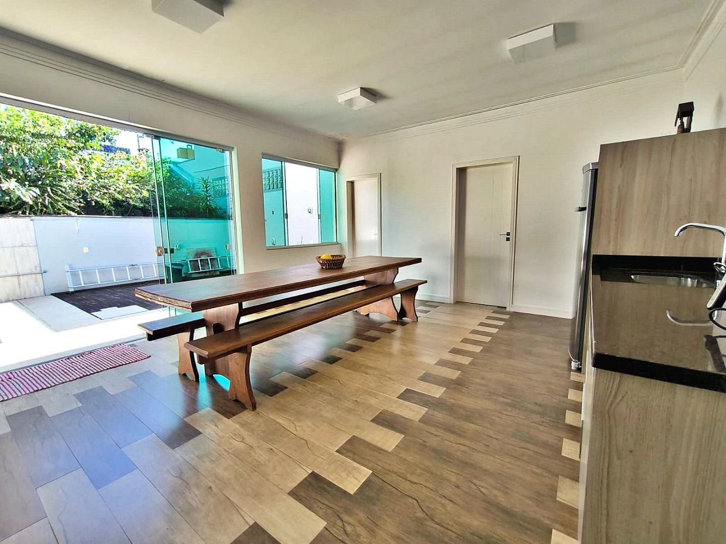 Casa com 4 Dormitórios à Venda, 320 m² por R$ 1.700.000,00 - Praia Comprida - São José/SC - Foto 15