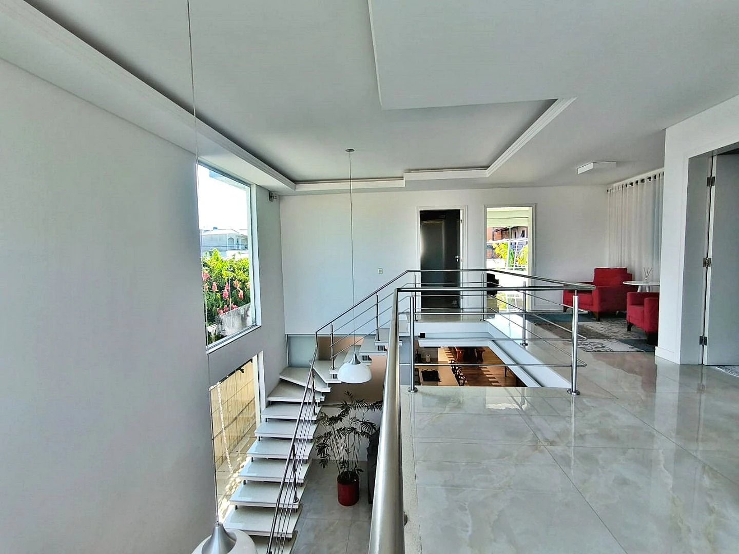 Casa com 4 Dormitórios à Venda, 320 m² por R$ 1.700.000,00 - Praia Comprida - São José/SC - Foto 25
