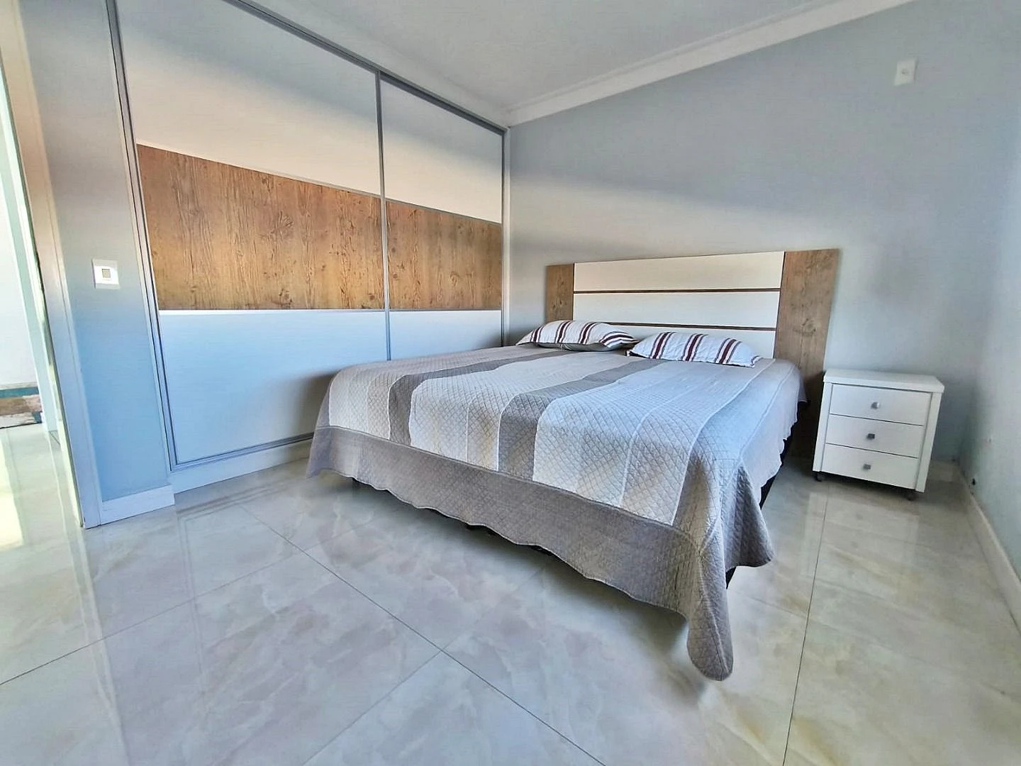 Casa com 4 Dormitórios à Venda, 320 m² por R$ 1.700.000,00 - Praia Comprida - São José/SC - Foto 30