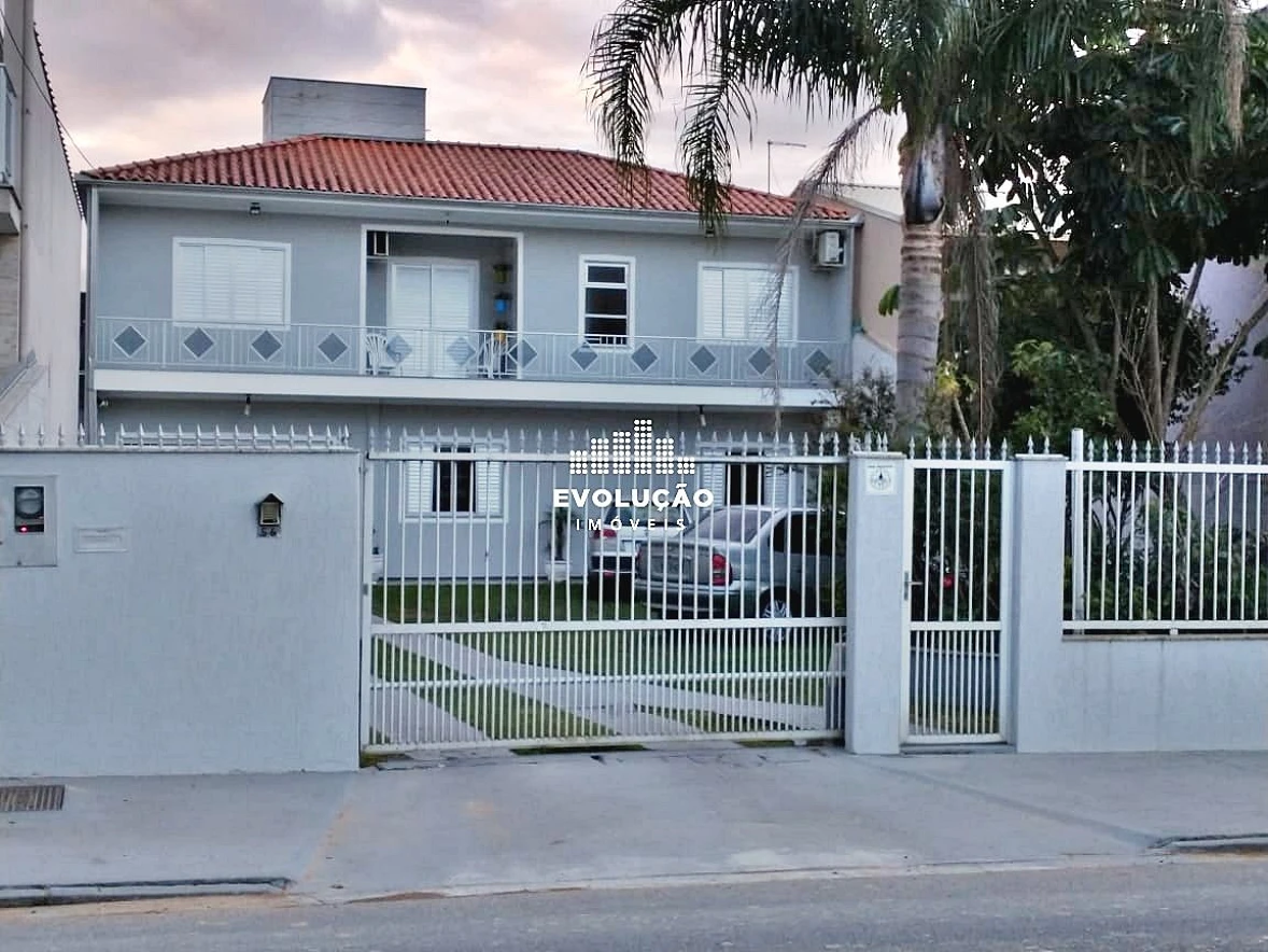 Casa em Ponte do Imaruim, Palhoça