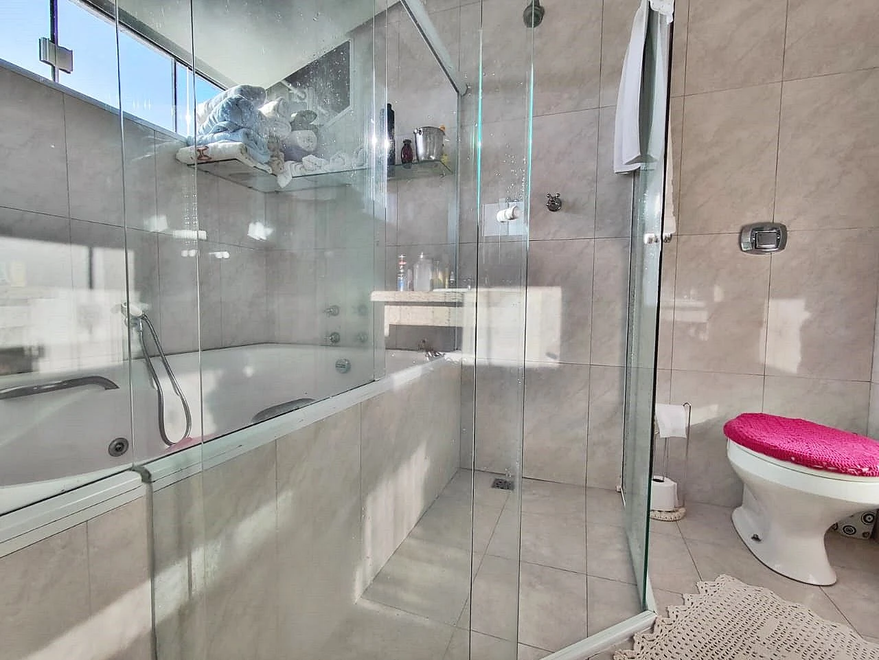 Casa com 5 Dormitórios à Venda, 280 m² por R$ 2.000.000,00 - Itaguaçu - Florianópolis/SC - Foto 14
