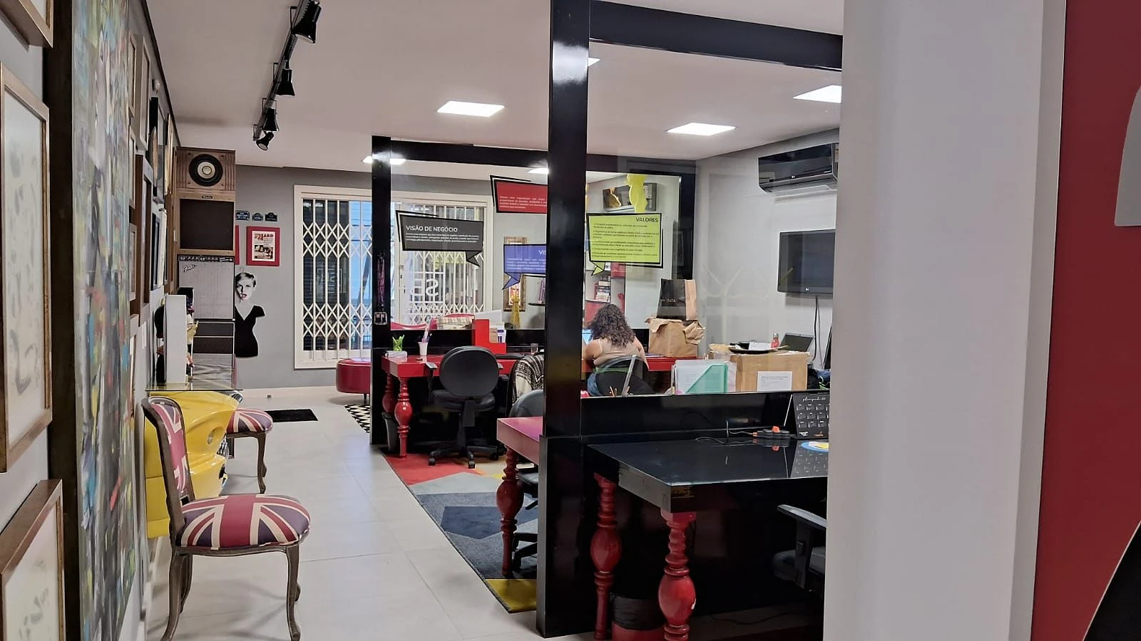Casa 4 Quartos com 2 Suítes e 197m² - Bom Abrigo - Foto 32