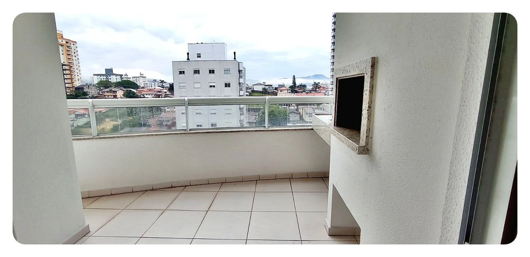 Apartamento em Barreiros, São José