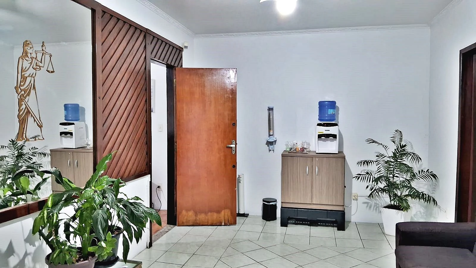 Casa com 4 Dormitórios à Venda, 200 m² - Campinas - São José/SC - Foto 19