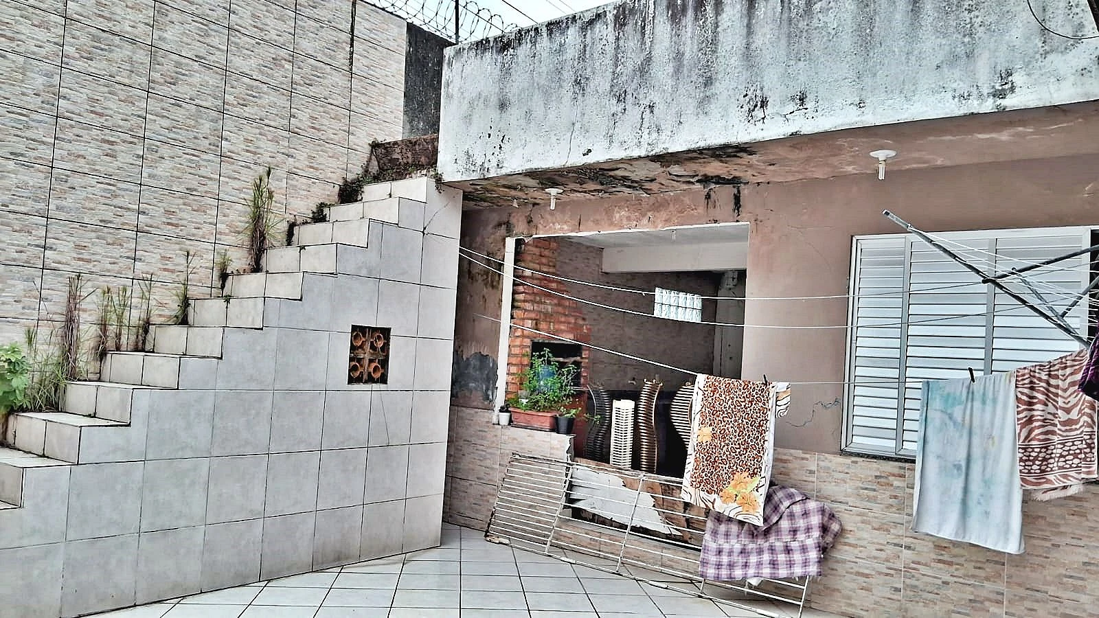 Casa com 4 Dormitórios à Venda, 200 m² - Campinas - São José/SC - Foto 9