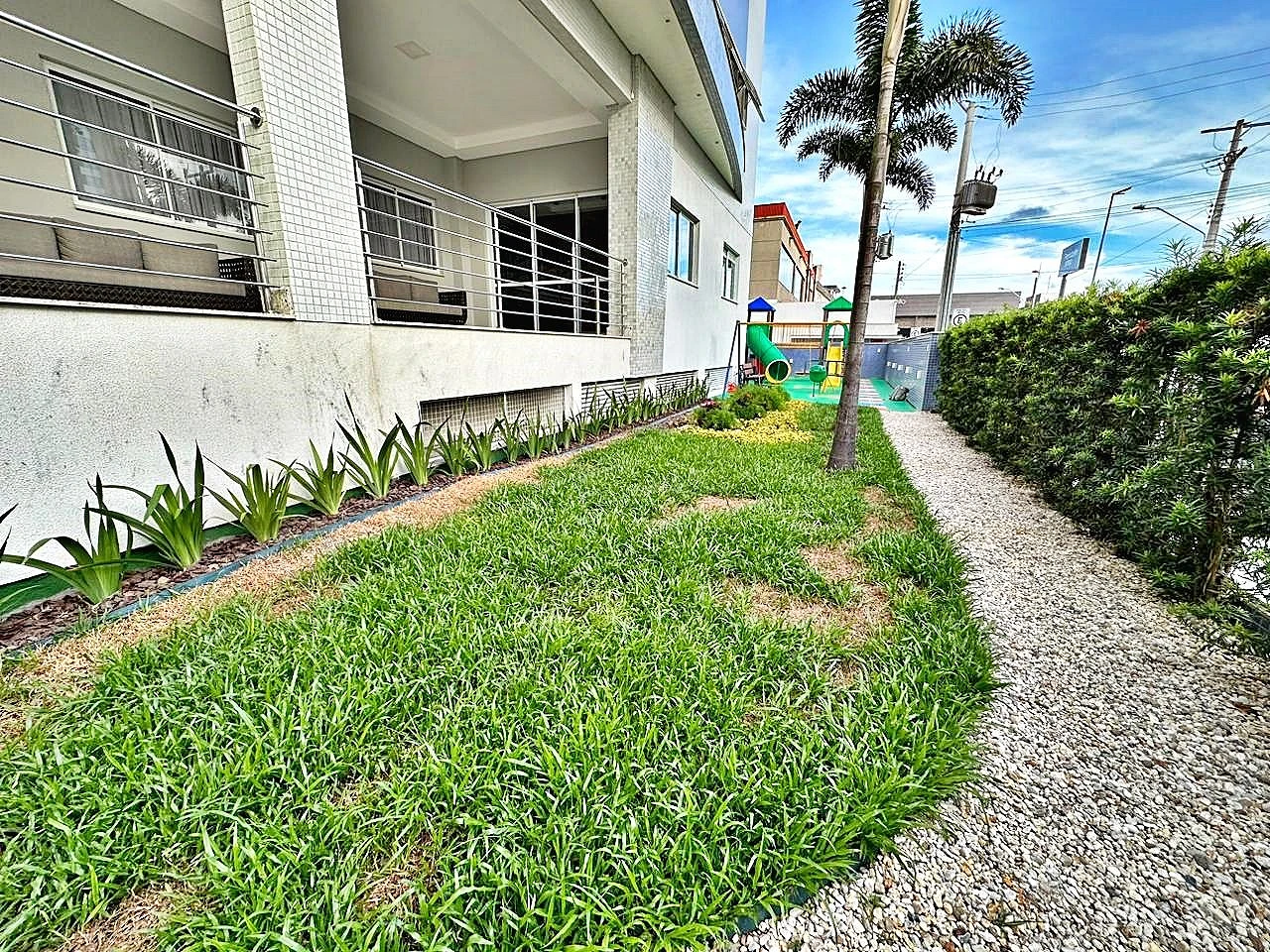 Oportunidade Lindo Apartamento 03 Dorms com Suíte e 02 Vagas - Campinas - São José/SC - Foto 8