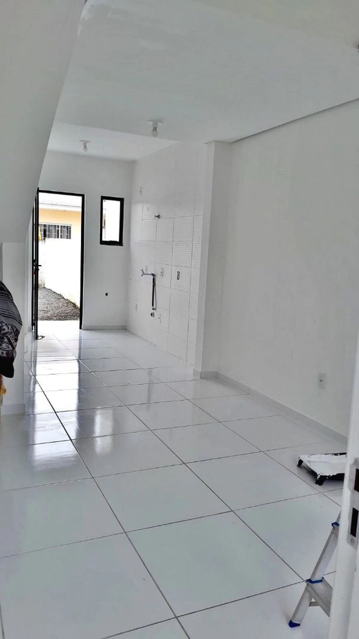 Sobrado geminado em Forquilhas, São José