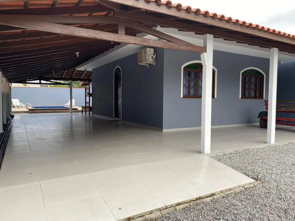 Casa a Venda com 3 Dormitórios à Venda - Praia do Sonho  - Palhoça/SC..