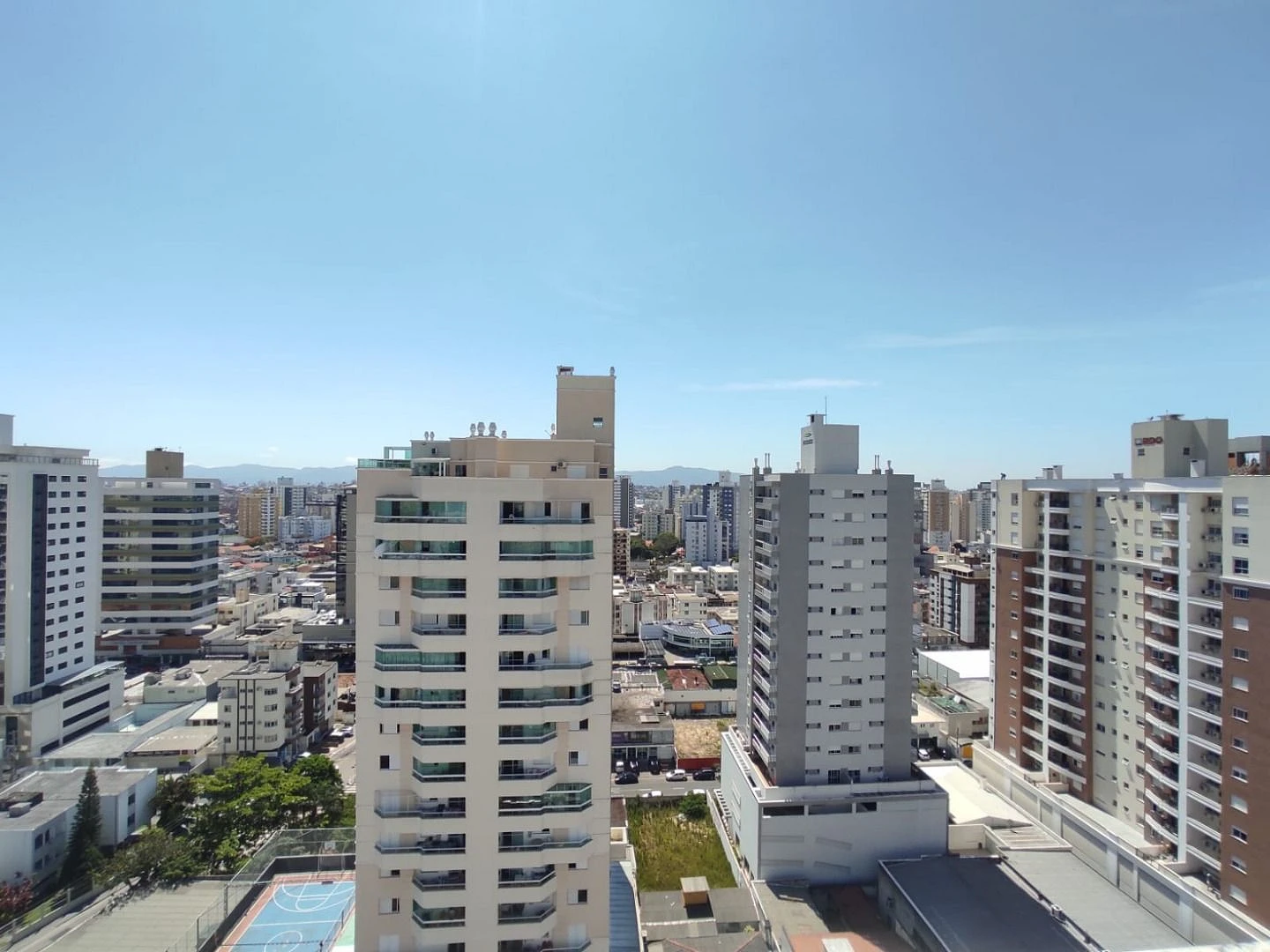 Apartamento no Ático, com 3 Dormitórios , 1 Suíte, Vaga Dupla, e Home Box, no Kobrasol em São José /SC R$979.000,00 - Foto 29