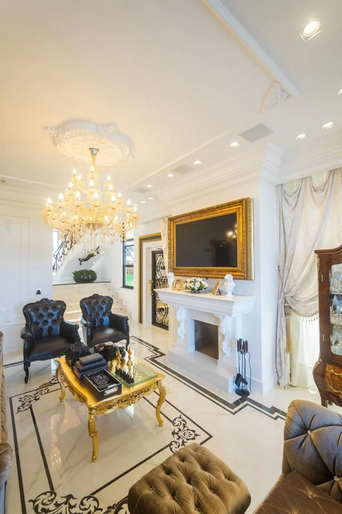 Casa 4 Quartos com 4 Suítes e 343m² - Centro - Foto 11