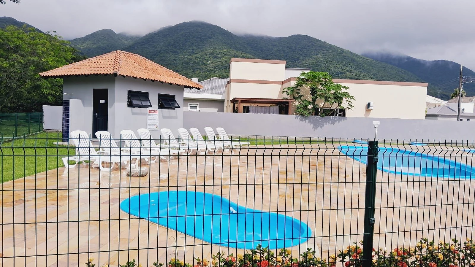 Casa 3 Dormitórios em Condomínio Fechado - Foto 32