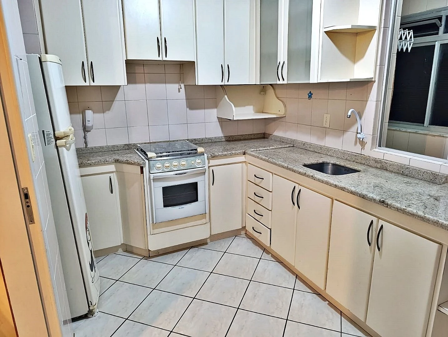 Apartamento em Coqueiros, Florianópolis