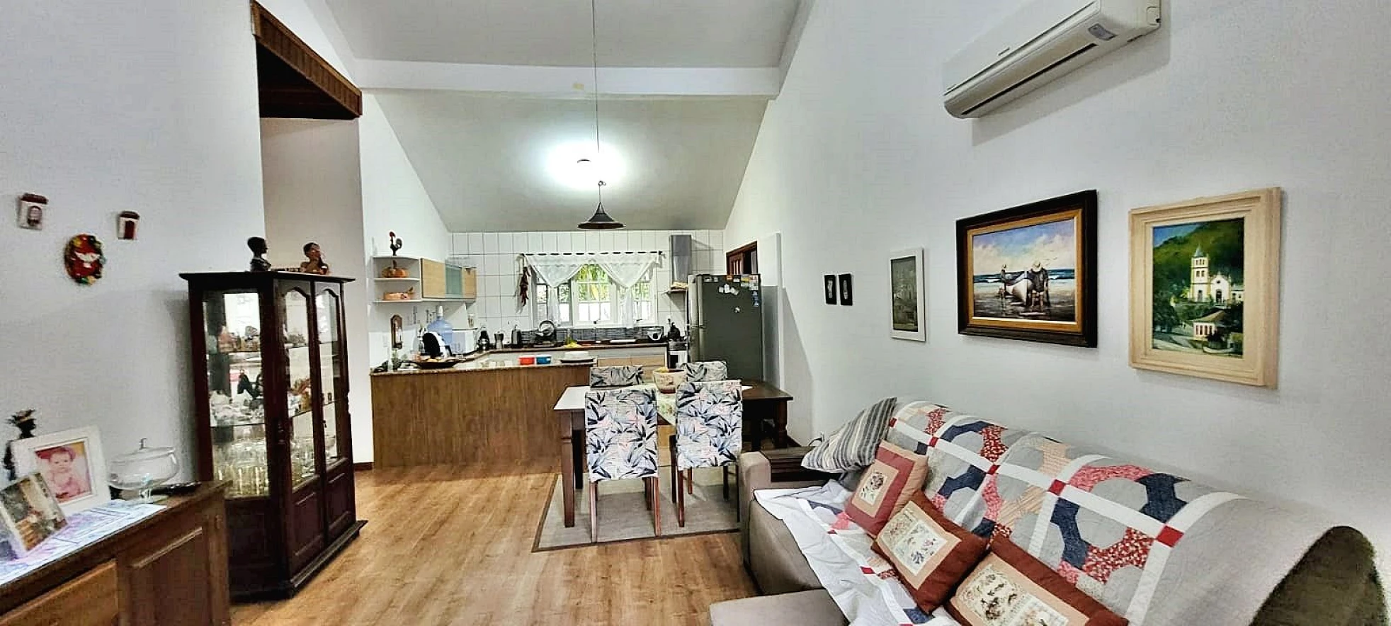 Casa com 4 Dormitórios -Perto da Praia - Campeche - Florianópolis/SC - Foto 46