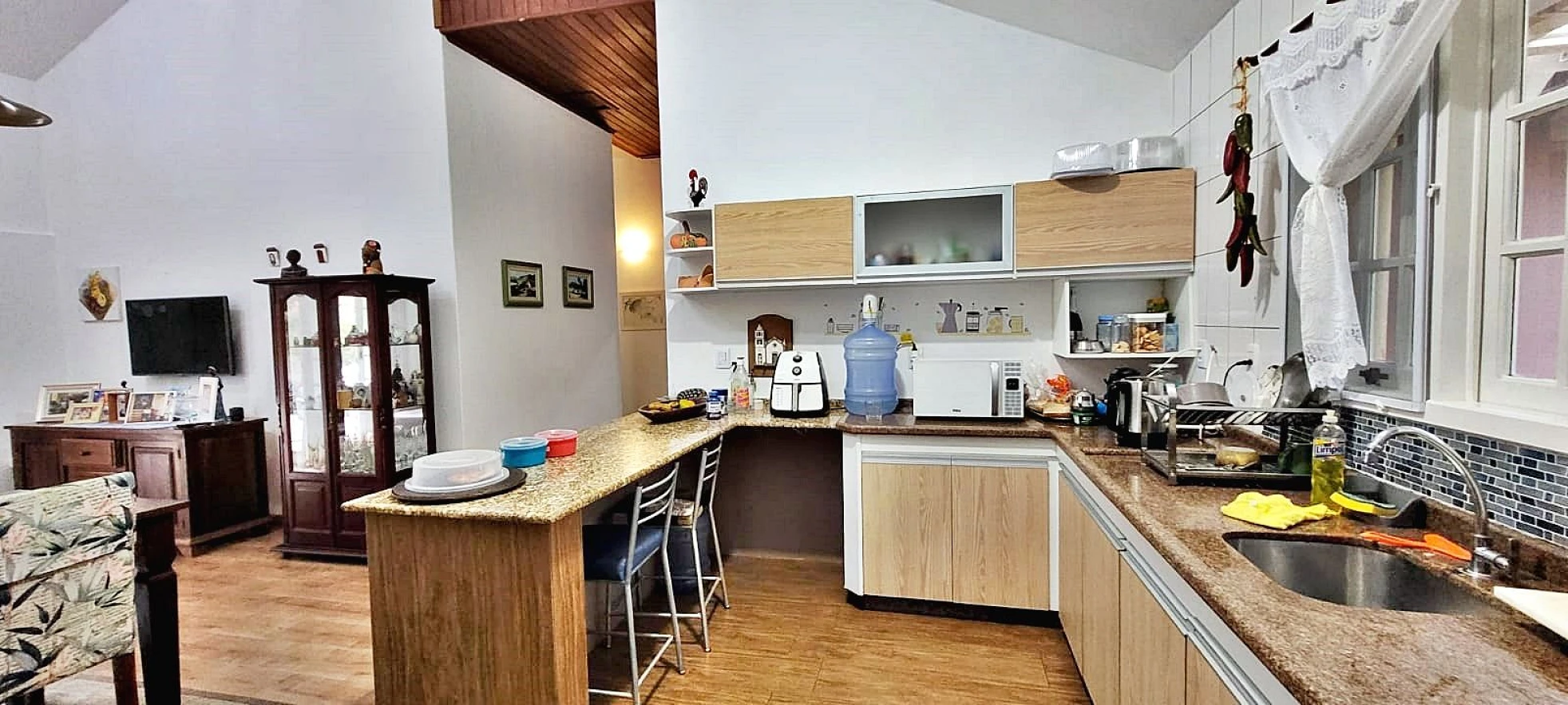 Casa com 4 Dormitórios -Perto da Praia - Campeche - Florianópolis/SC - Foto 47