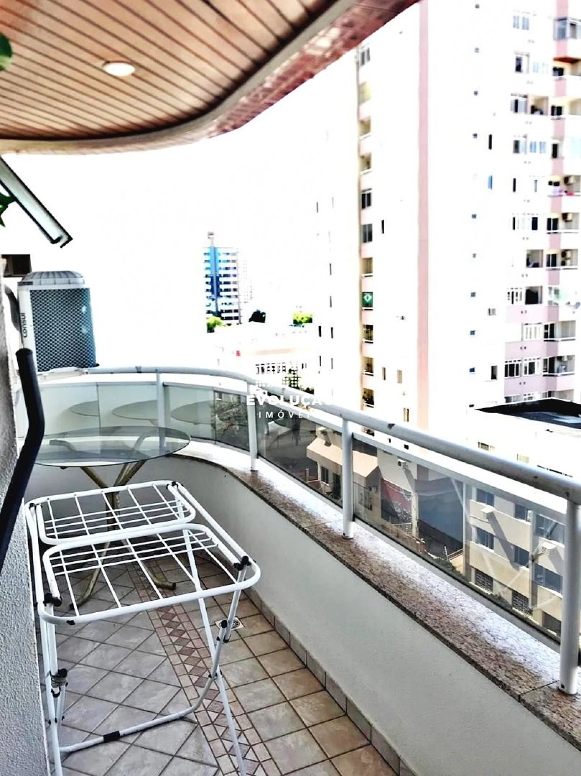 Apartamento 3 Dormitórios 1 Suíte - Kobrasol - Foto 12