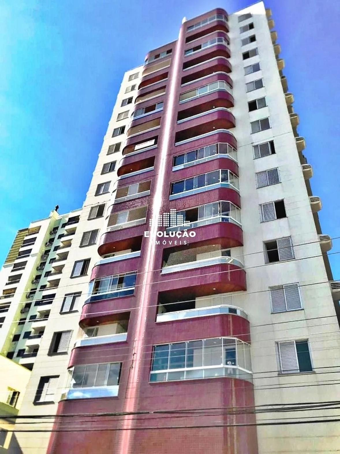 Apartamento em Kobrasol, São José