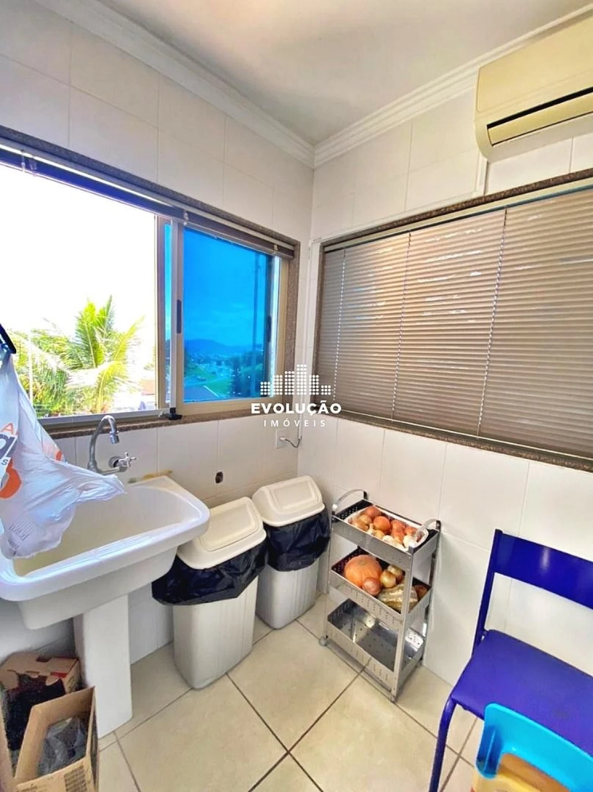 Linda Casa 4 Suítes, 2 Vagas Coqueiros, Florianópolis/SC. - Foto 11