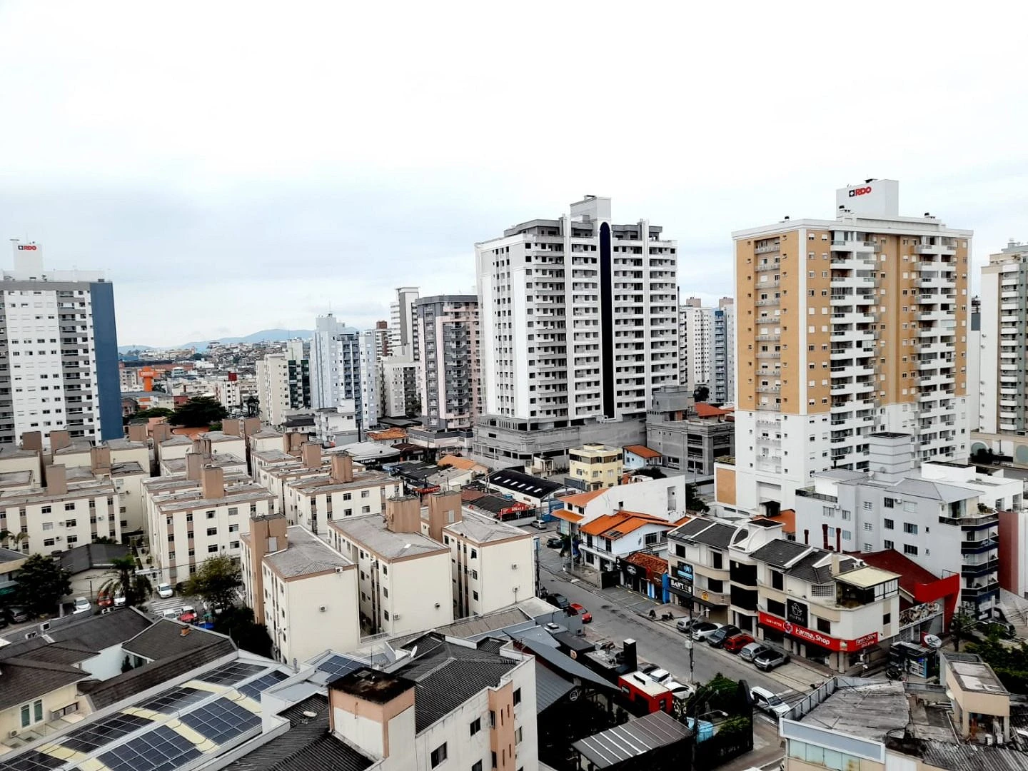 Apartamento em Kobrasol, São José