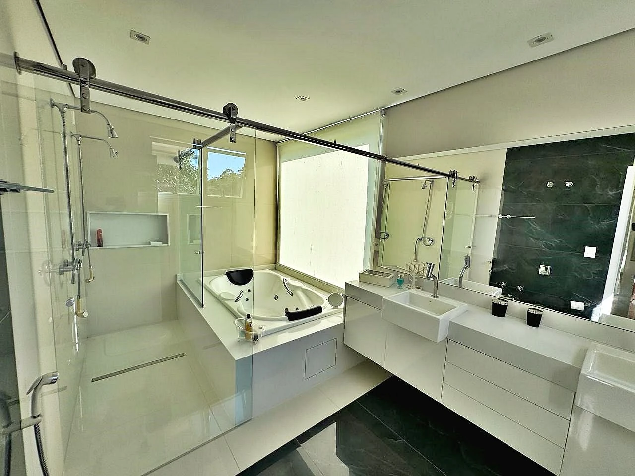 Casa 4 Quartos com 1 Suíte e 450m² - Tijuquinhas (Guaporanga) - Foto 24