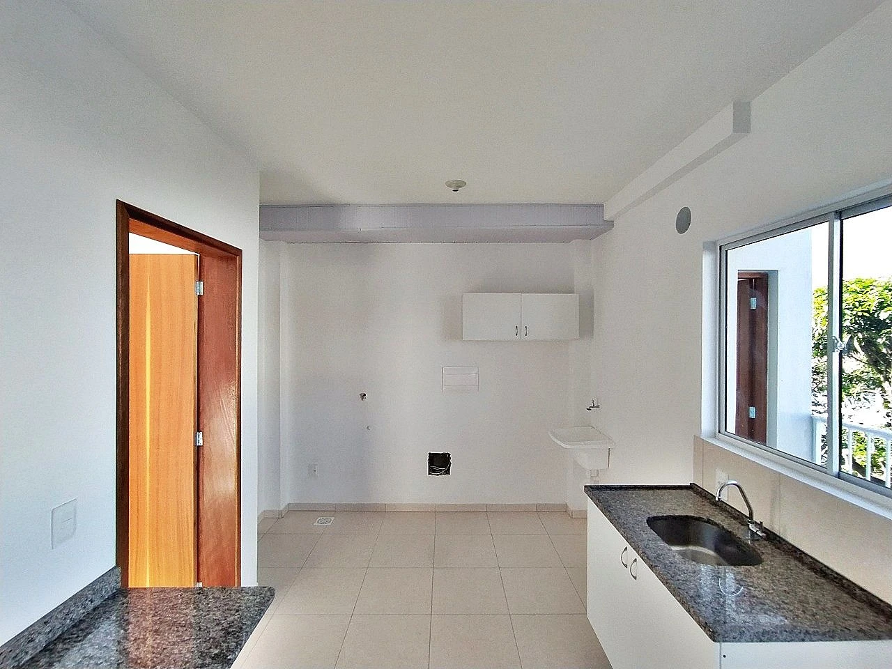 Prédio em Barreiros, São José